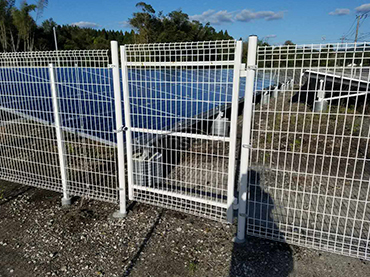Support de clôture solaire en treillis métallique, Japon