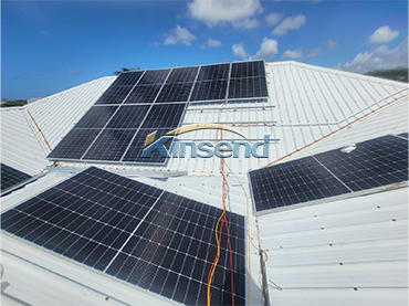Installation de systèmes solaires sur toit, Grenade